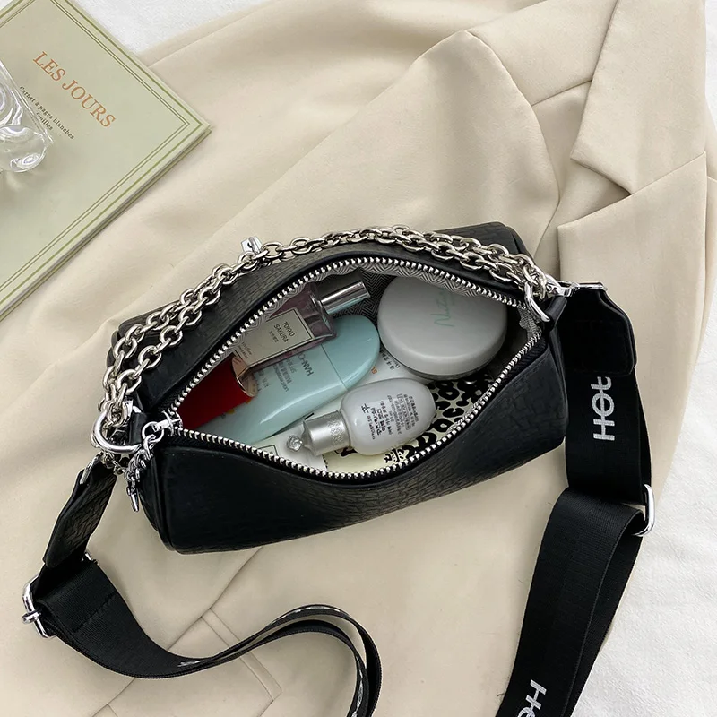 

2021 New Designer Shoulder Bag Stone Grain Messenger Bag Fashion Lady Small Bag Female Chain Cylinder Lady Bags