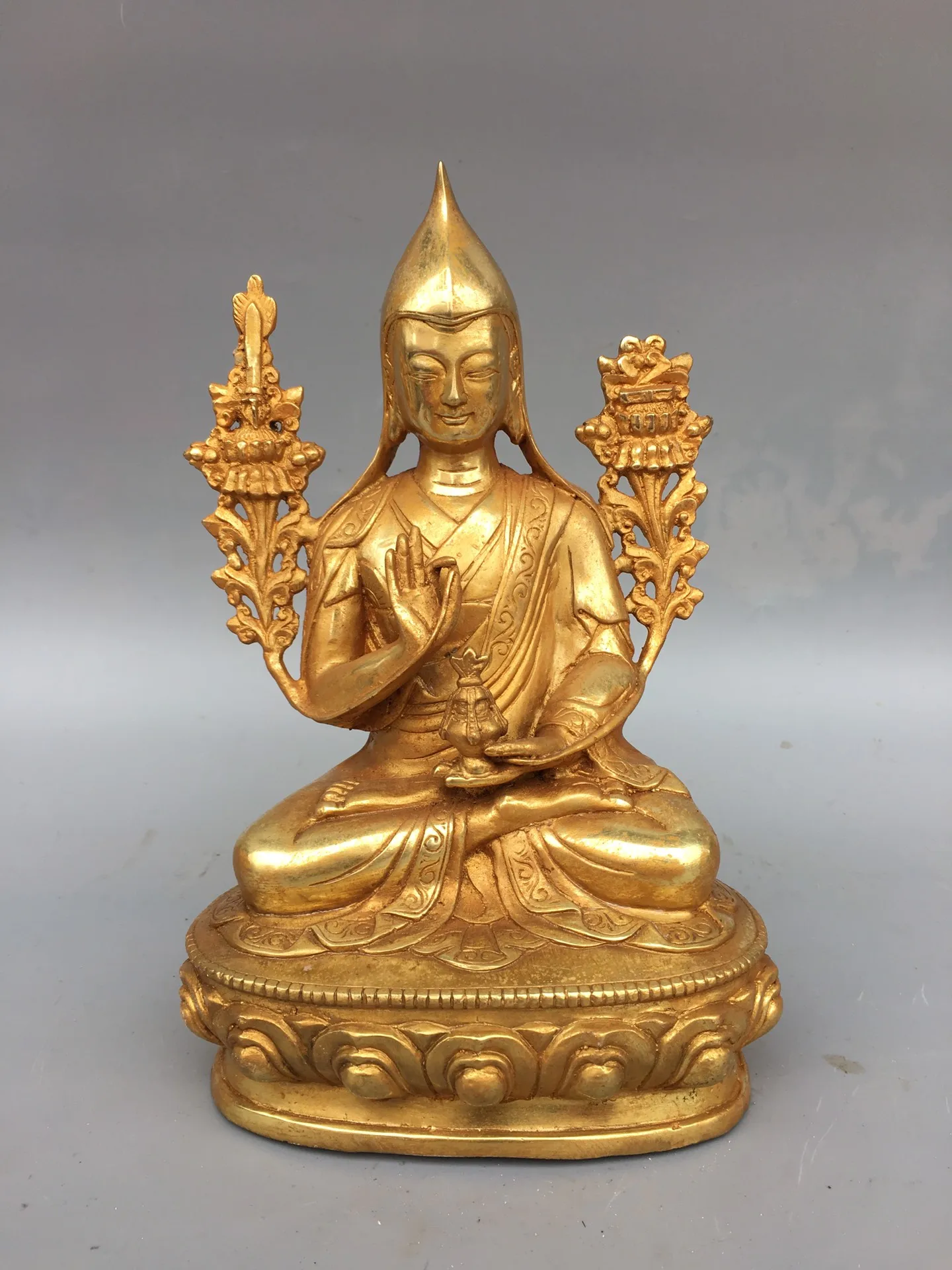 

Домашний декор, 10 дюймов, тибетская буддистская старинная бронзовая позолоченная статуя Будды в чжунхапа, основатель Будды, храм гелегпа ам...