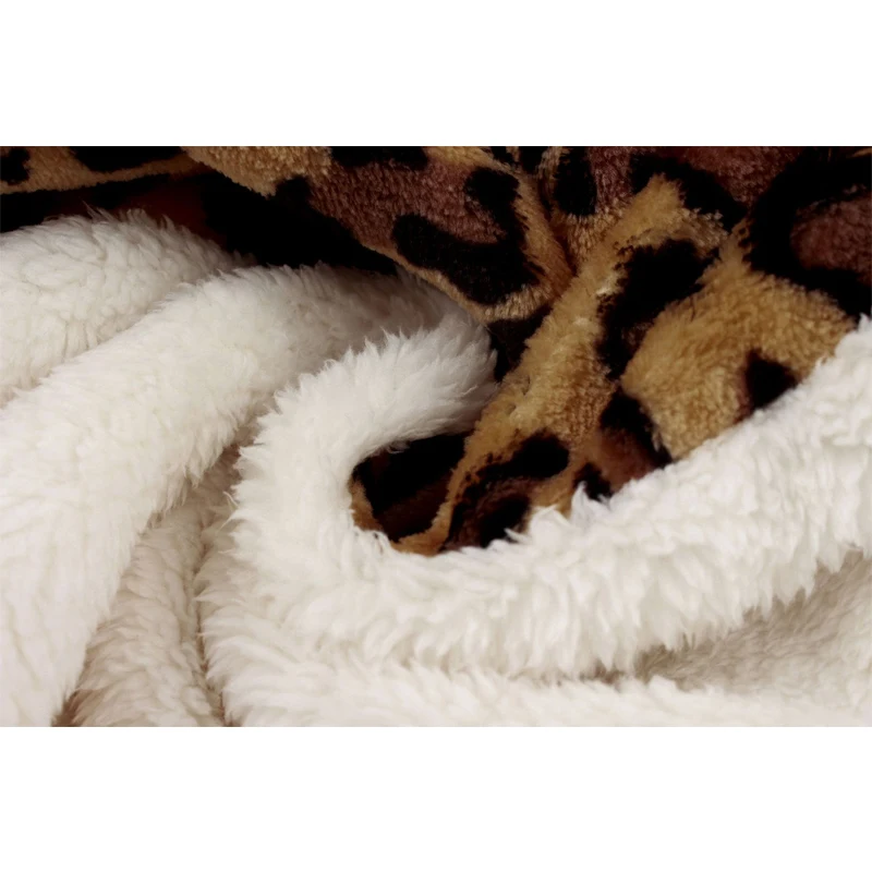 Женский пуловер в стиле пэчворк с леопардовым принтом на молнии длинным рукавом