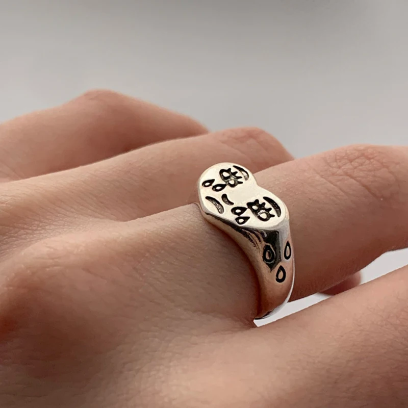 

New Trendy Fashion Female Resizable Ring Creative Cry Face Rings for Women Jewelry Ladies Bar Night Club Jewelry Gifts