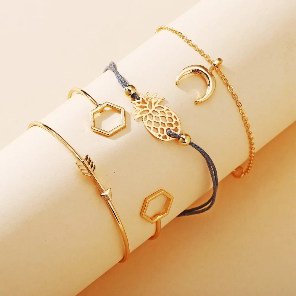 

Todorova 4pcs/Set Gold Color Pineapple Horn Bracelet Set For Women Arrow Charm Wrist Chain Bracelets Bangle Fashion Hand Jewelry