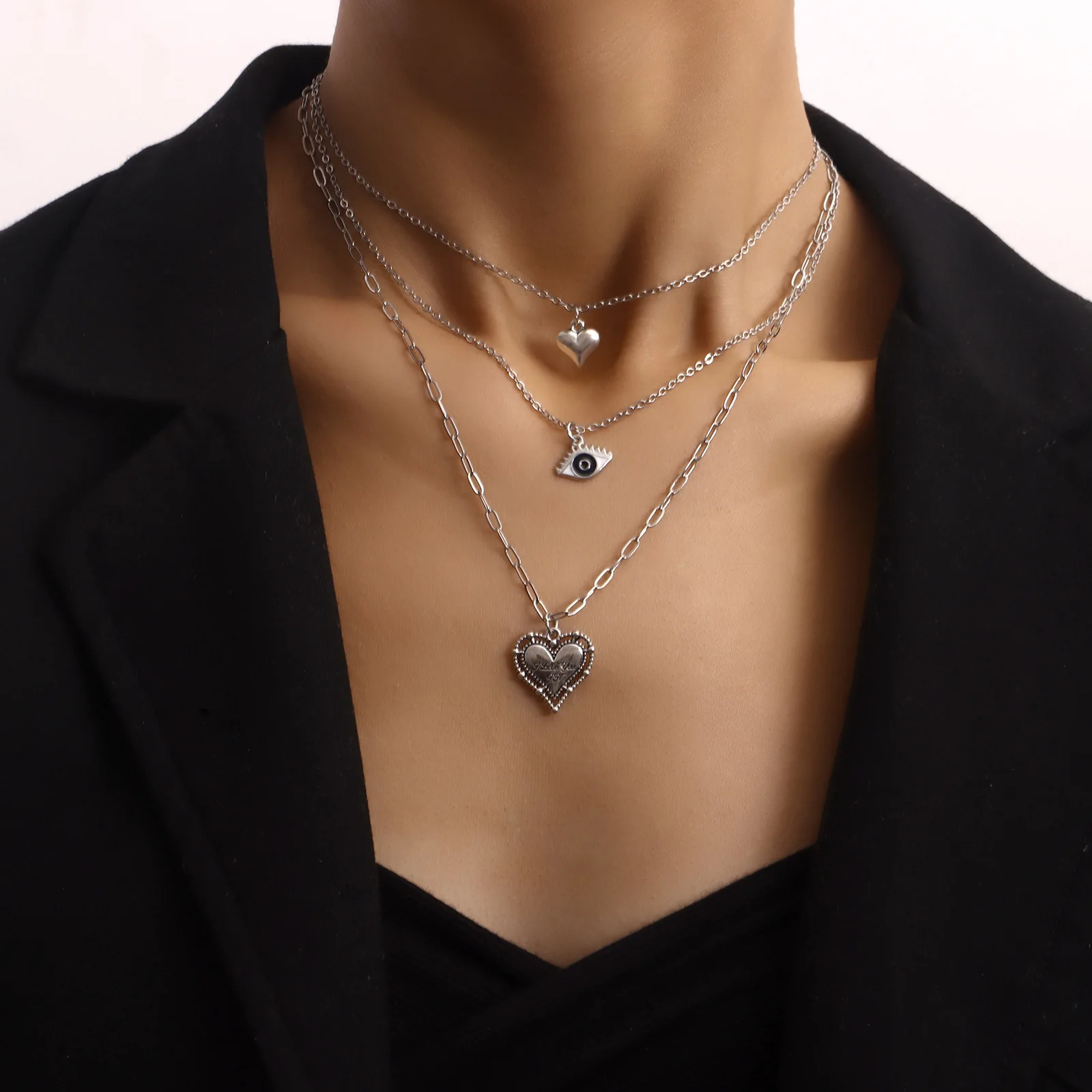 

Silver Color Heart Evil Eye Pendants Necklaces for Women Clavicle Chain Short Layered Necklace Female 2021 Fashion Jewelry