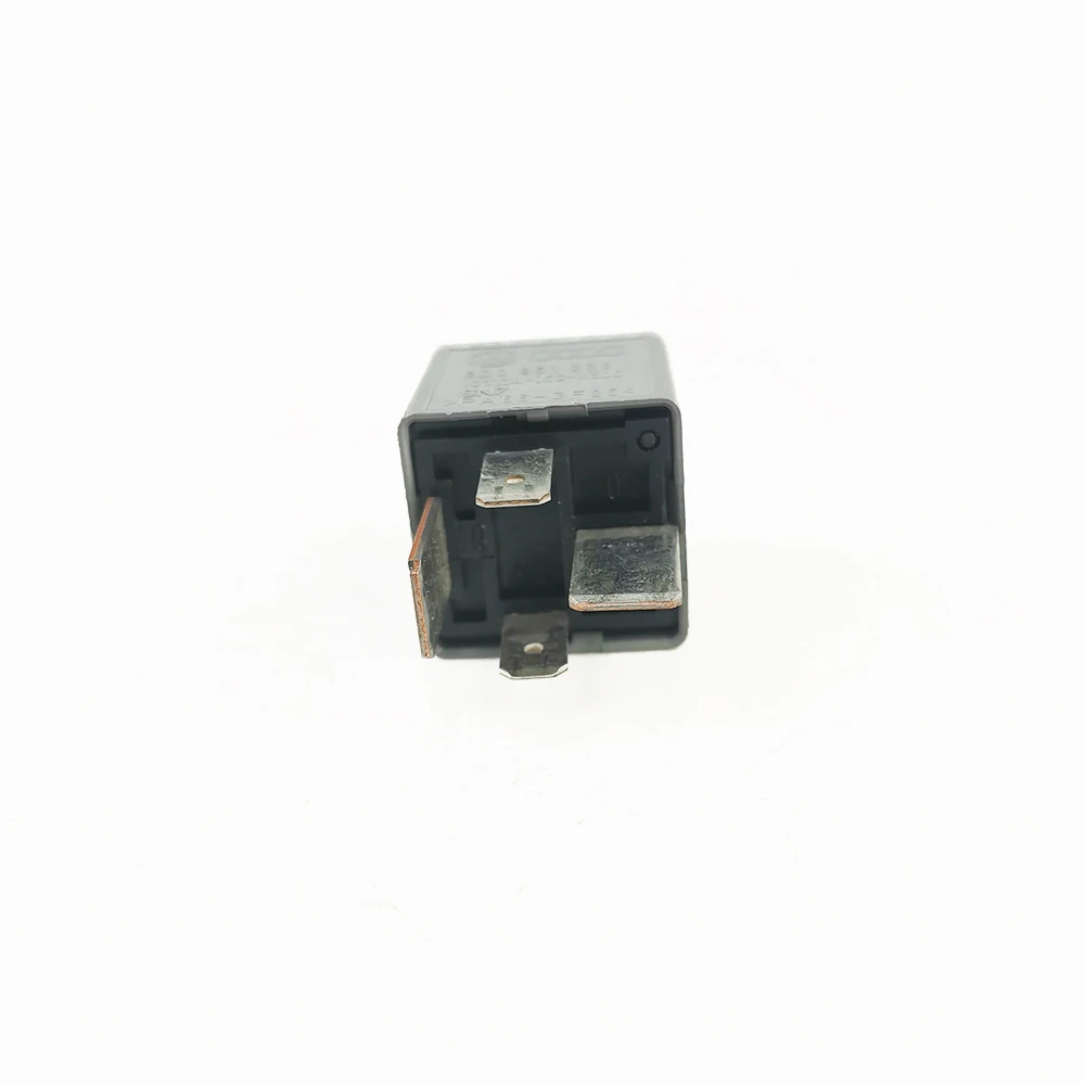 Фото Реле 370 8D0951253 443951253N 171937503A для V ​ W beetle Bora Caddy Golf A ​ udi T ​ Т А ​ 2 А ​ 3 S3 A ​ 4 S4 S ​ Koda Fabia Kodiaq №5