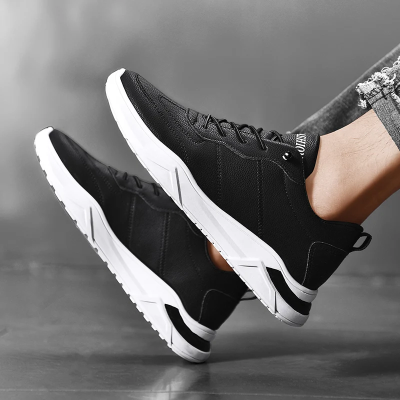 2021 New Brand Men Tennis Shoes Breathable Sport Shoes Lace Up Outdoor Sneakers Men Flat Walking Shoes Trainers Tenis Masculino