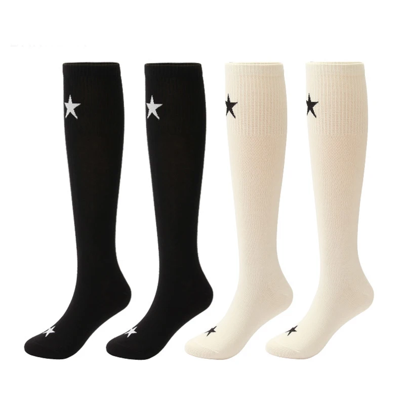 Модные длинные носки гольфы одноцветные мягкие с пятиконечной звездой