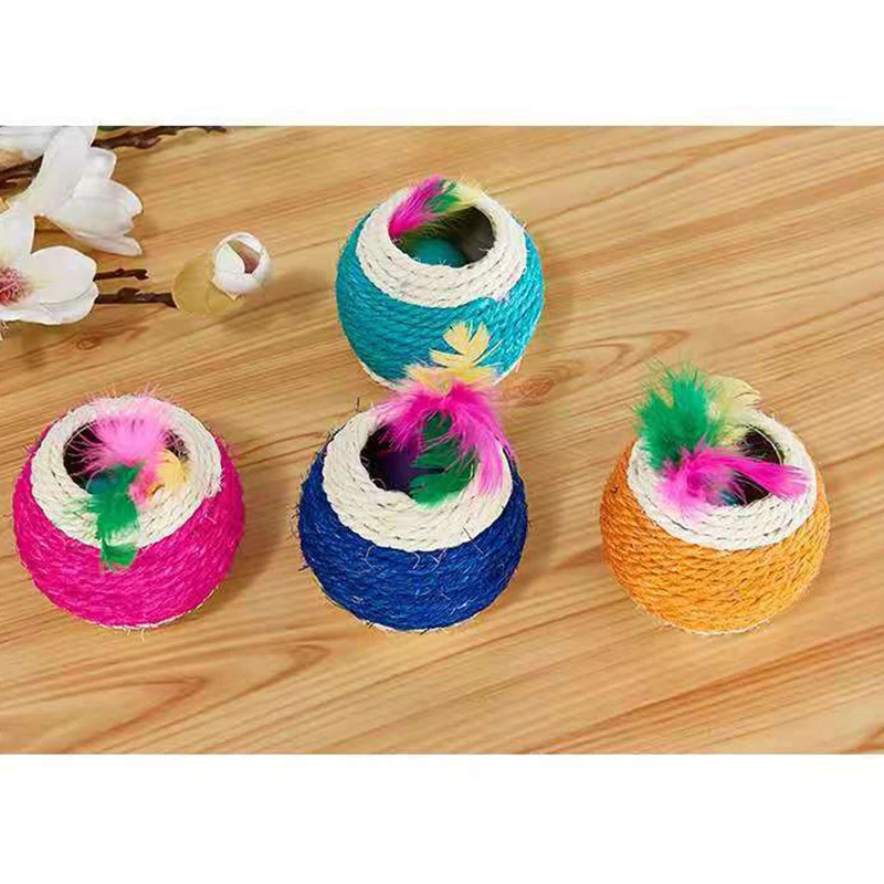 Случайный цвет Кот мяч игрушка 2-hole поддельные перья Сизаль кошка веревка котенок