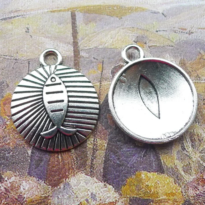

100 Pieces 17mm*21mm Antique Silver Color Fish Pattern Disc Religious Charms For DIY Jewelry Making Handmade Craft