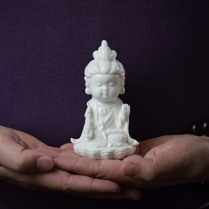 Керамическая статуя Гуаньинь Бодхисаттва сидящая на лотосе ручная работа