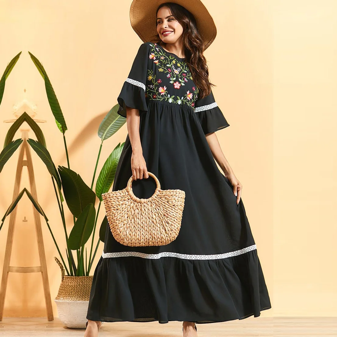 2021 мусульманское черное платье с вышивкой рога с коротким рукавом Кружевное лоскутное богемное летнее платье для женщин модная абайя Дубай