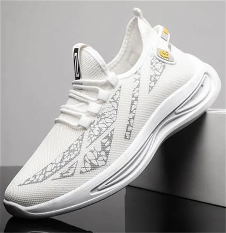 

2021 Men Running Shoes Outdoor Sports Sneakers Comfortable Athletic Breathable Cushioning