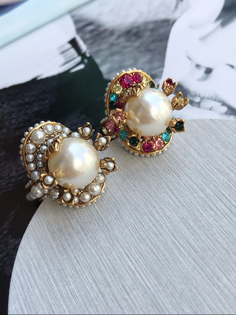 Женское кольцо с крупным жемчугом Винтажное цветным камнем и буквами ювелирное