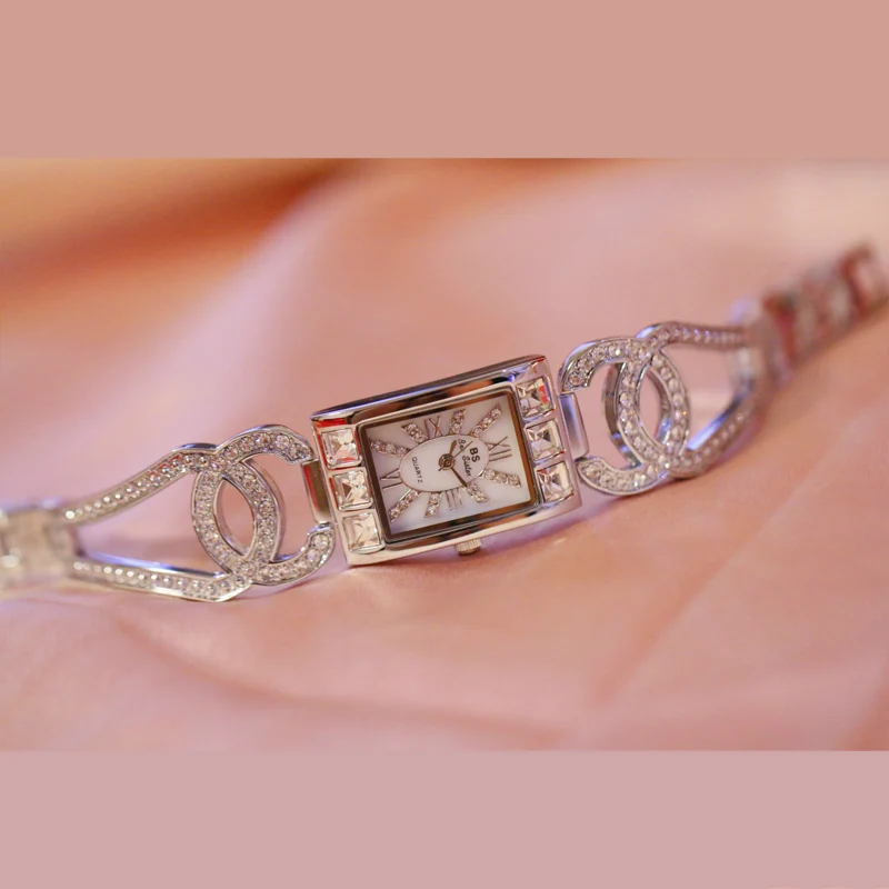 Лидирующий бренд роскошные королевские Золотые женские часы кварцевые ремешок