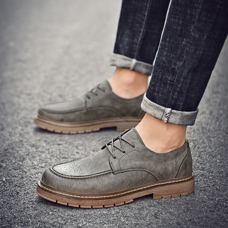 

New casual men's leather shoes soft-soled men's shoes fall/winter British fashion Joker men's shoes.