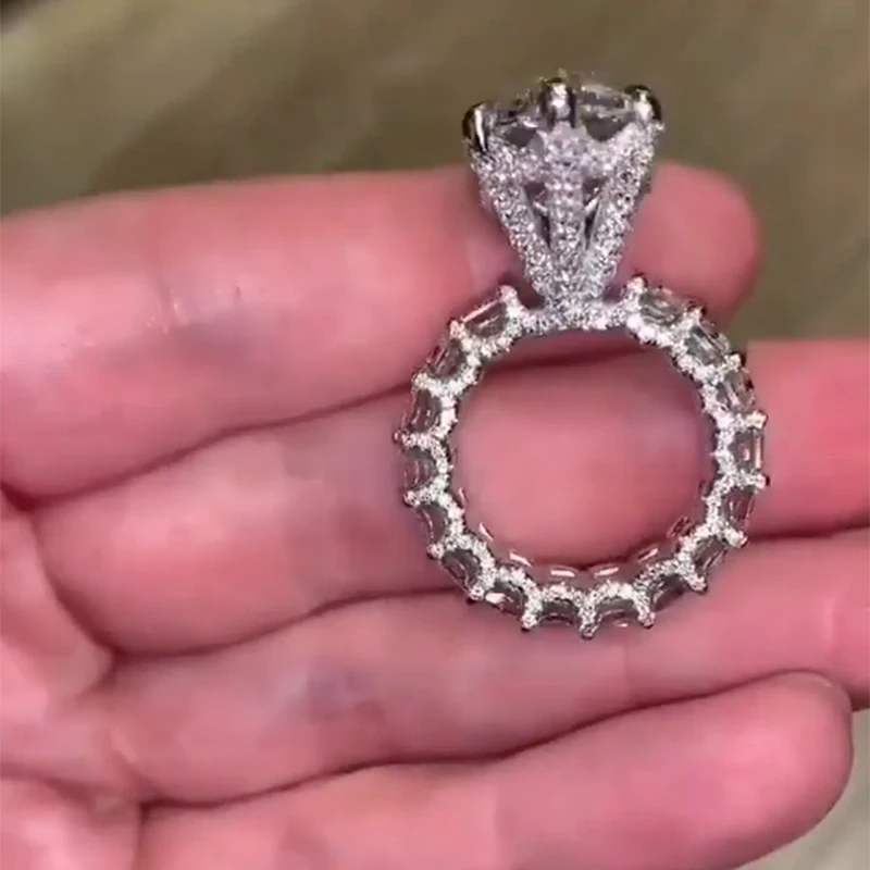 

Luxury Plated Six Claw White Glass Filled Band Ring Jewelry Delicated Wedding Party Bague For Women Girls Gift A4M737