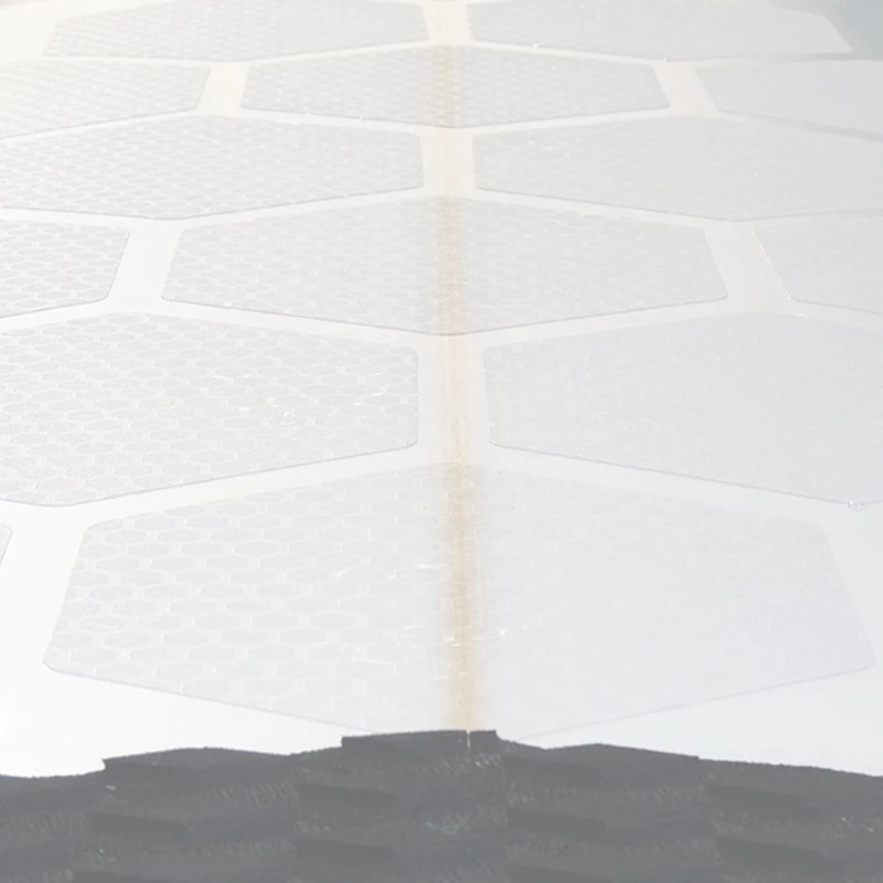 

Waxless Surfboard Deck Grip-Surfboard Anti-Slip Mat (Clear)