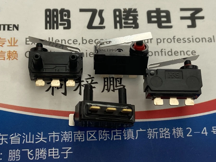 

1PCS Japan HRS waterproof and dustproof 3-foot micro switch with pendulum lever car door lock button button NP1A-CJ01