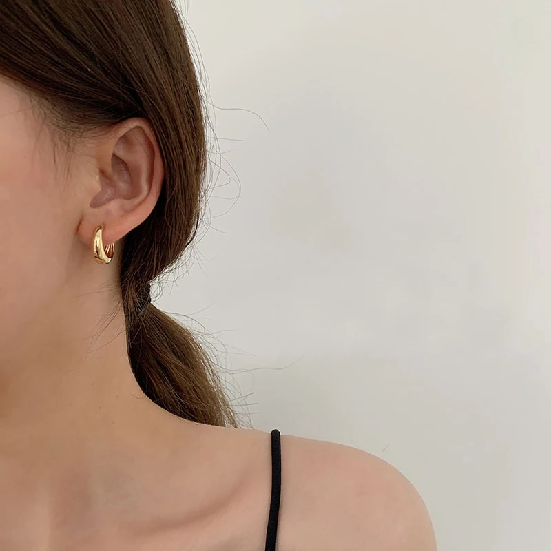 Серьги-гвоздики круглые металлические в стиле панк/хип-хоп | Украшения и