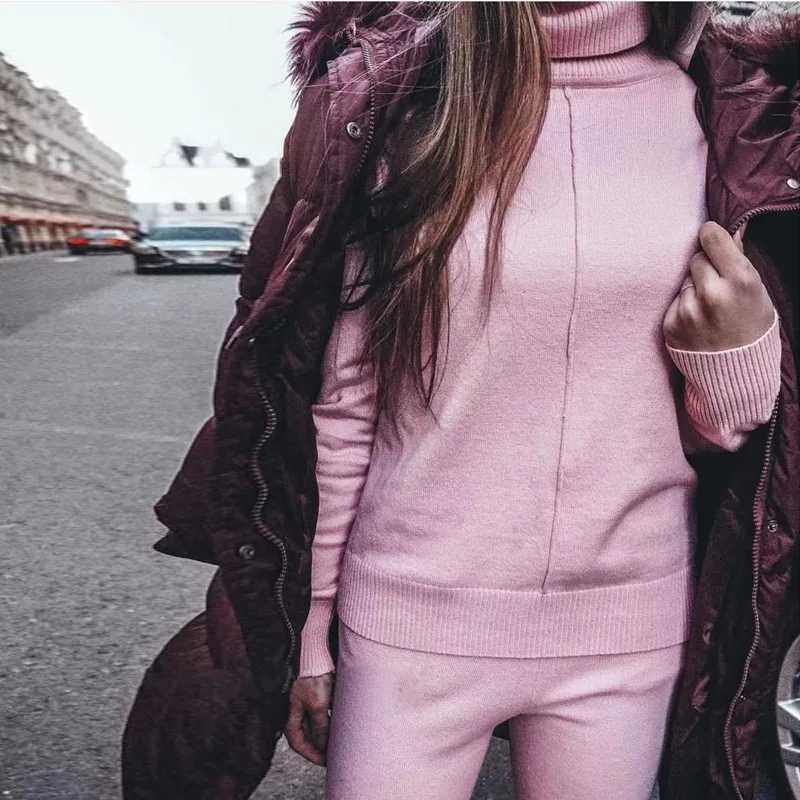 Женский трикотажный спортивный костюм свитер с высоким воротом повседневный на