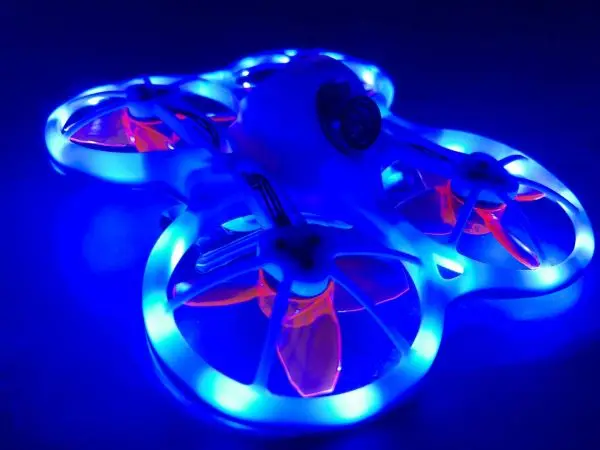 Подарок Emax Tinyhawk FPV гоночный Дрон/светодиодный светильник полоса F4 4in1 3A 37CH 25mW 600TVL VTX