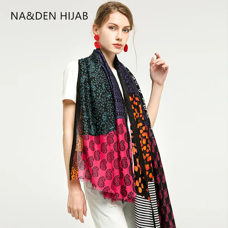 

1PCS Hot sale Muslim hijab Long muffler Winter scarf Islamic new bandana Dot pattern shalws Hi-Q ladies wraps Geometric scarves