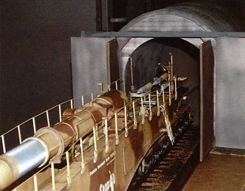 

1:35 German K5 train gun Leopold paper model military lovers collect gifts