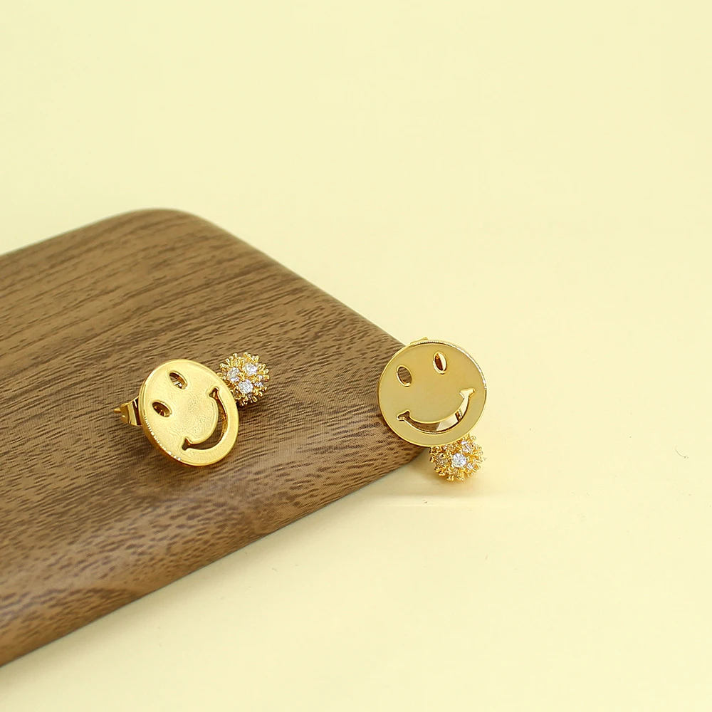 

Новые женские модные корейские серьги-гвоздики с улыбающимся лицом, милые круглые серьги с монетами для женщин, бижутерия для вечеринки, по...