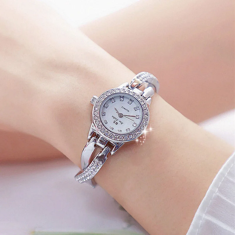 silver Роскошные новые женские модные часы, креативные Женские повседневные часы с бриллиантами, браслет из нержавеющей стали, Стильные кварцевые часы для женщин - Цвет: silver
