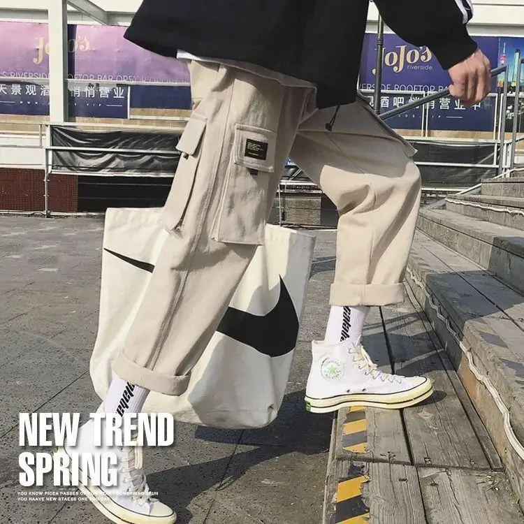 Мужские камуфляжные спортивные брюки с боковыми карманами свободного покроя |