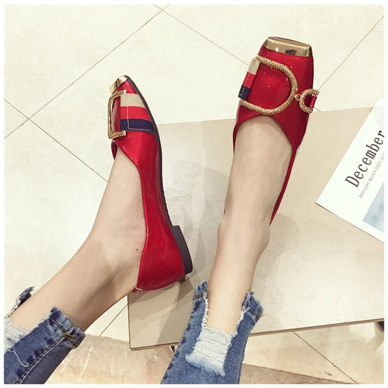 SUOJIALUN Rhinestone Buckle Flat Shoes Women Square Toe Ballerina Slip On Ladies Shoes Fashion Design Luxury Loafers Flat Shoes