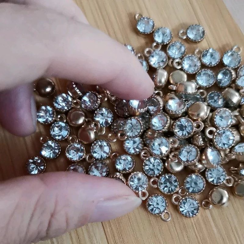 2016New 100 шт. 7 мм Ювелирные наборы с маленьким Стразы Кнопки/кулон для Сделай Сам DIY