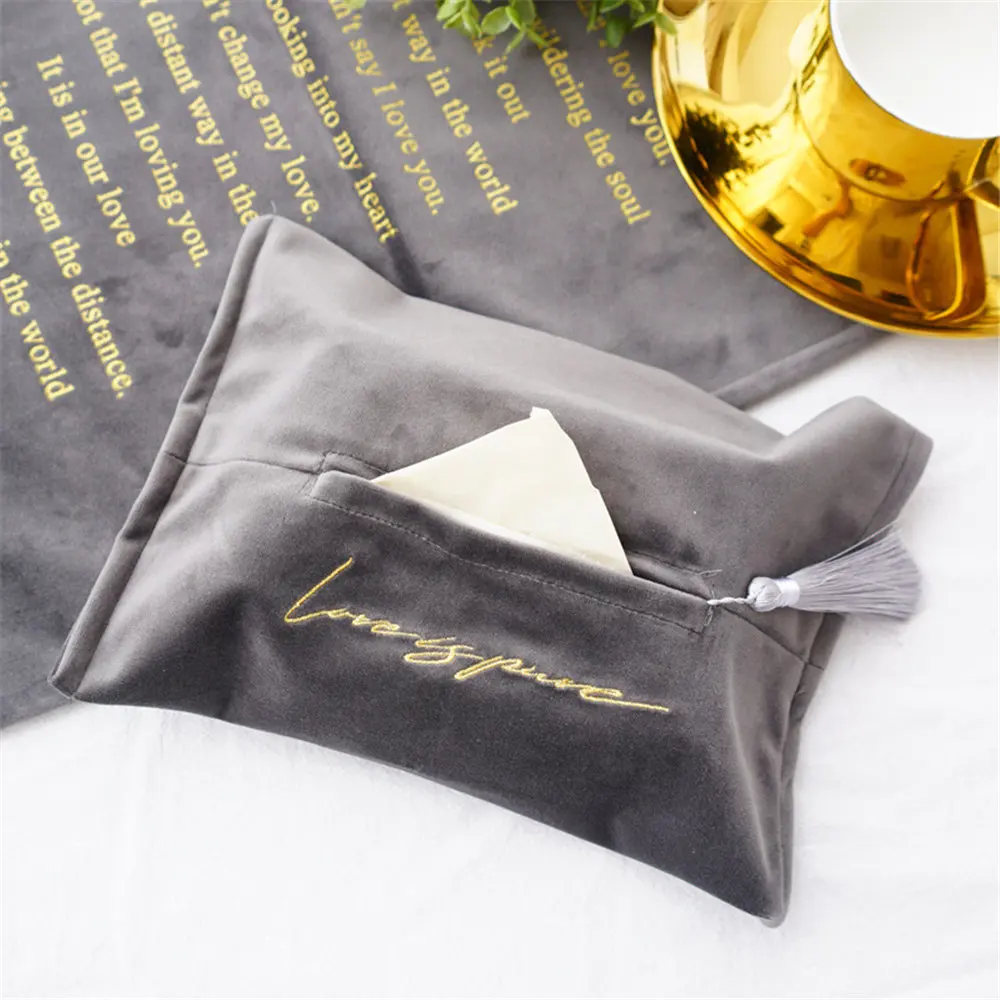 Бархатная сумка для хранения салфеток премиум класса с вышивкой и кисточкой в