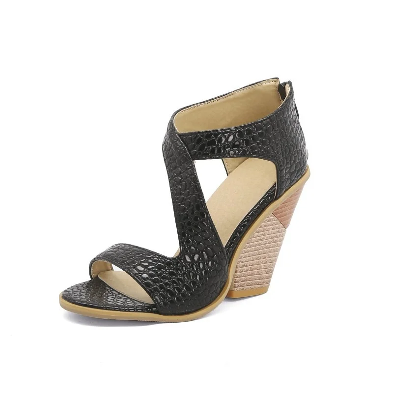 

2021 summer new thick heel high heel fish mouth sandals women's shoes large size 40-48 Chengdu