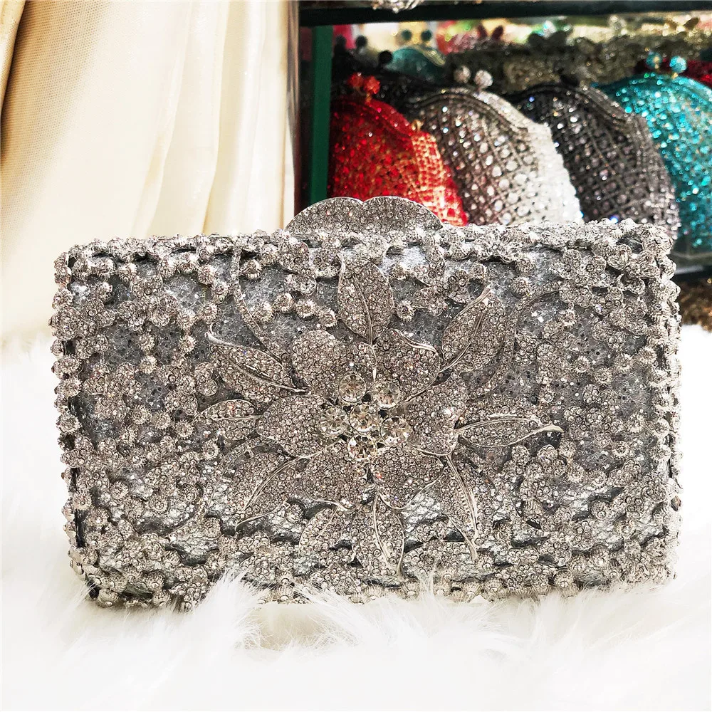 newest ladies with diamond flower clutch hand bag luxury crystal wedding party evening bag ladyise purse stone bag - Цвет: Серебристый