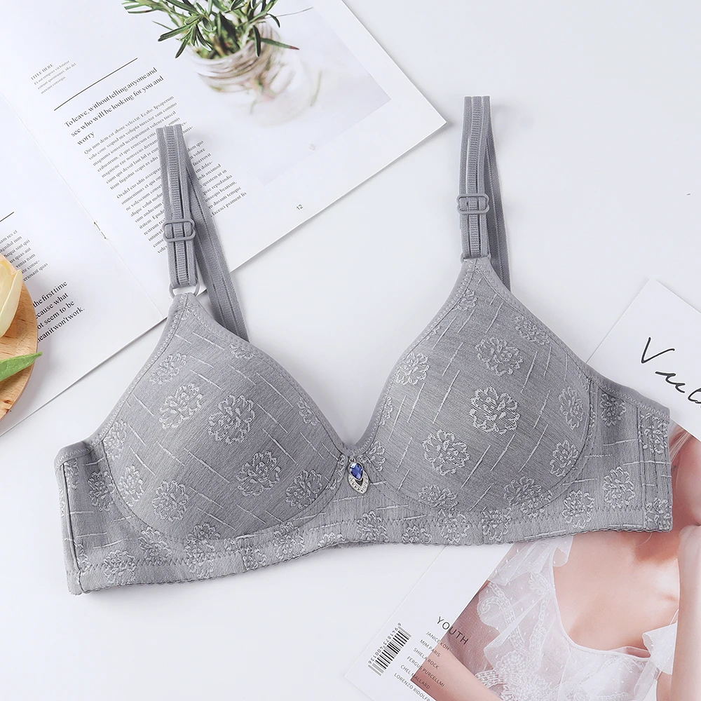Thin cup push up bra sexy Women's bralette top bras seamless harness Push up bra bh Comfortable Female lingerie Brassiere
Thin cup push up bra sexy Women's bralette top bras seamless harness Push up bra bh Comfortable Female lingerie Brassiere