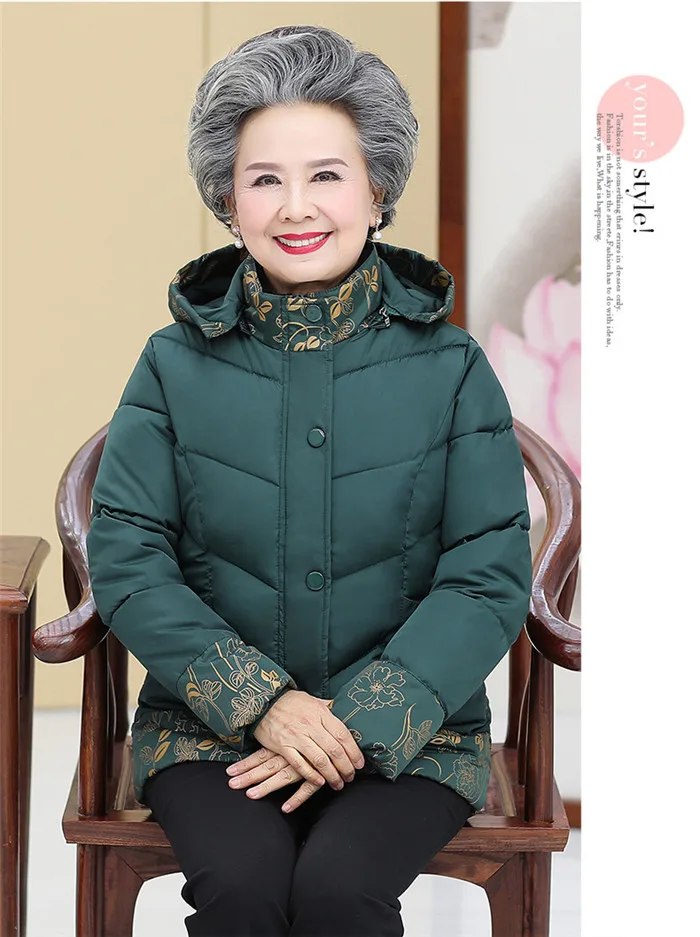 Пальто из хлопка для пожилых мам 60-70 зимние куртки г. Новые плотные теплые пальто с капюшоном и принтом куртка для Parkers верхняя одежда для мам A1021