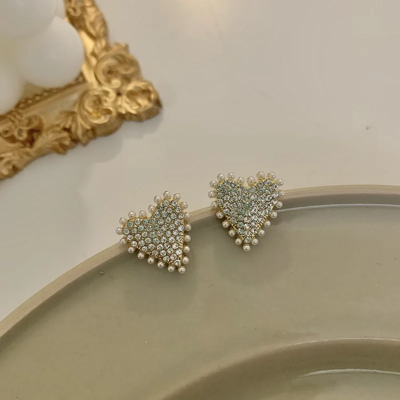 

Korean Earrings Elegant Heart Bling Zircon Pearl Stud Earrings for Women Fashion Statement Earrings Bride Wedding Party Jewelry