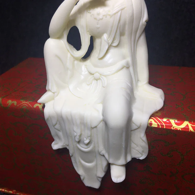 White Sitting position Guanyin statue，Modern art sculpture，Home decoration accessories，Desktop edge Ornaments，Gift figurines | Дом и