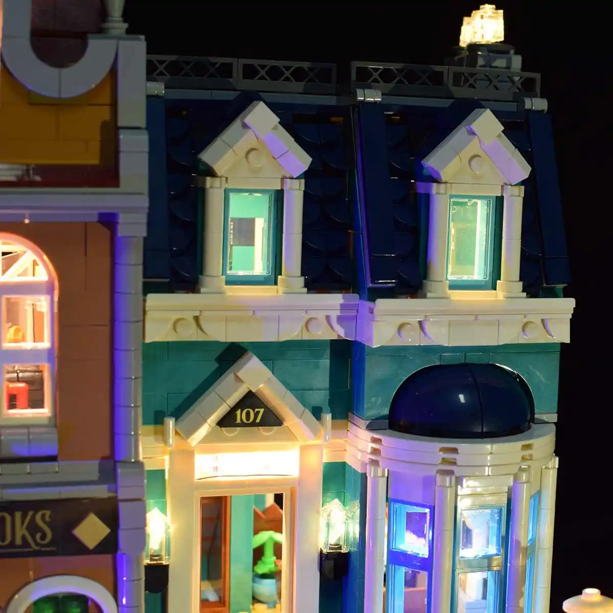 Набор со светодиодной подсветкой для 10270 года творца модульный книжный магазин