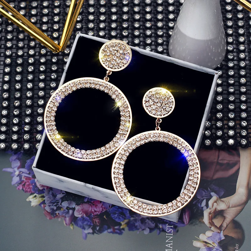

Women's Earrings European and American fashion Round Earrings with diamond earrings temperament versatile Round Earrings