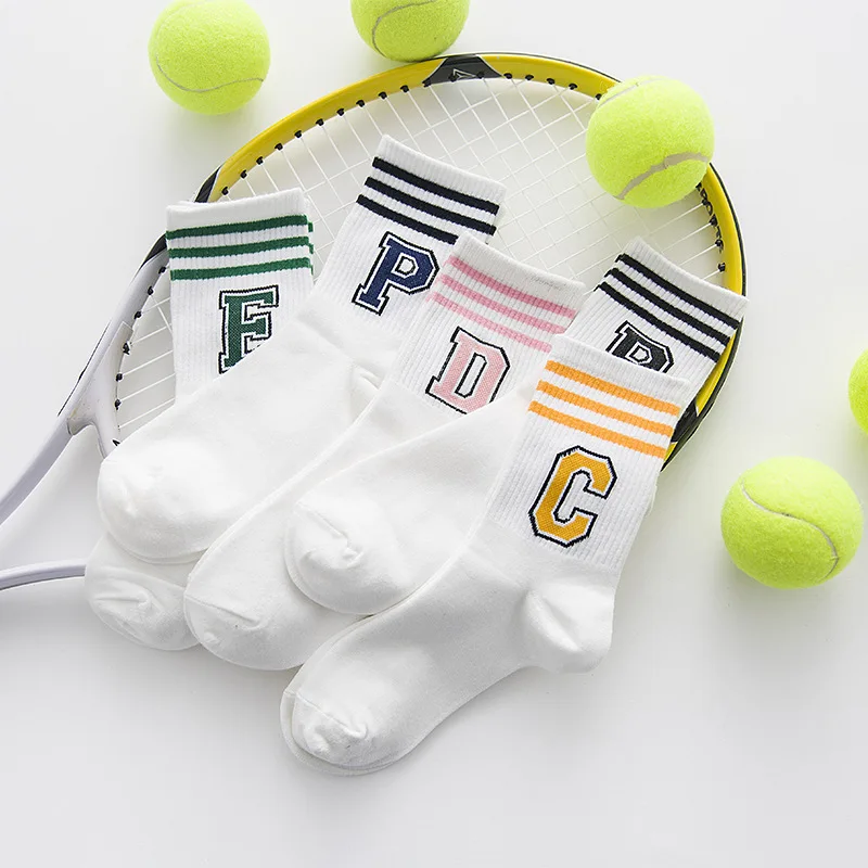 Унисекс милые четыре сезона новинка повседневные носки женский средней длинны