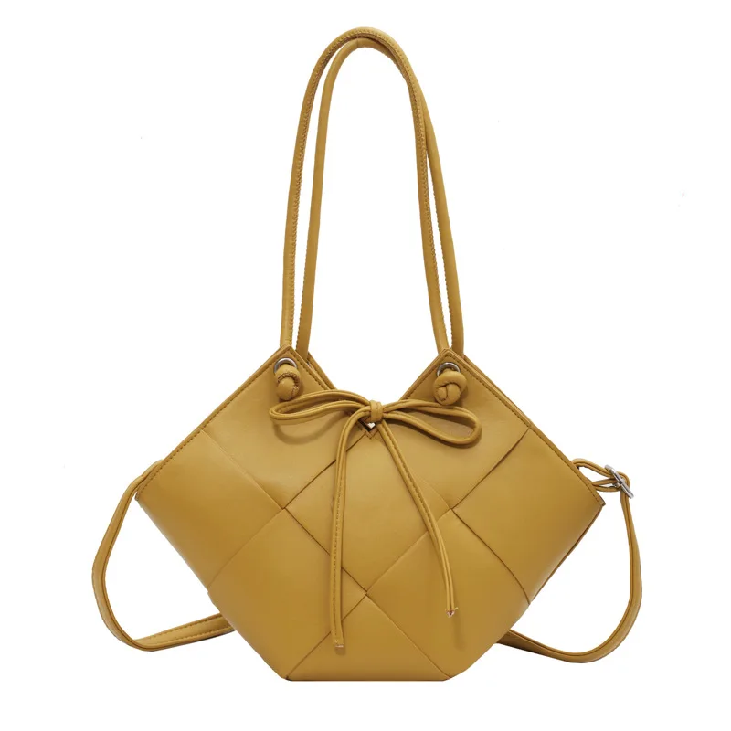 

Vintage Weaving Tote Bag Luxury Personality Women Bucket Bag Big Capacity Handbags Ins Chic Lady Shoulder Bag Bolsa Feminina