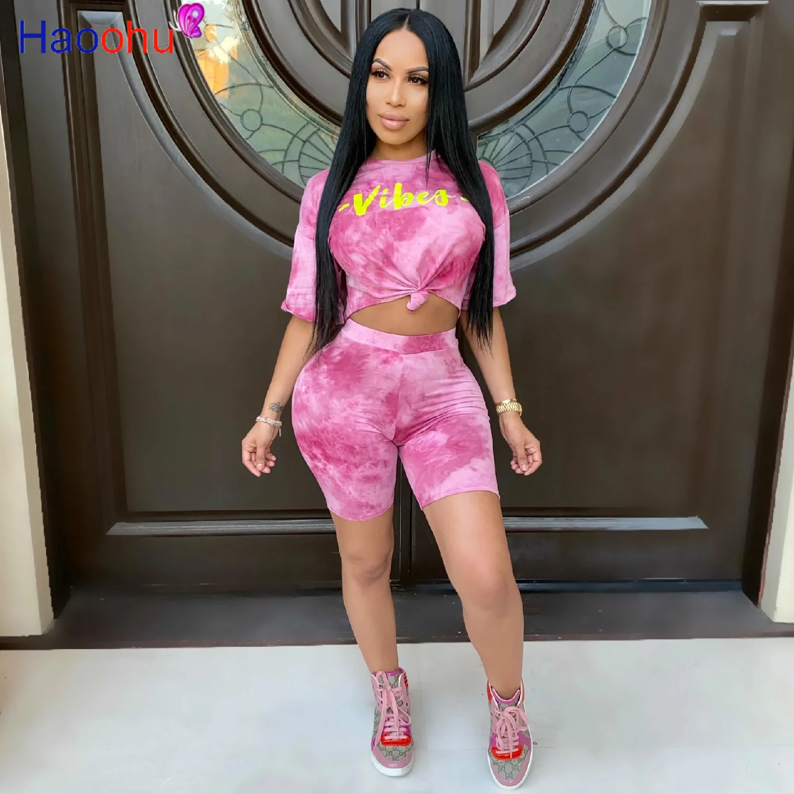 

HAOOHU/летний женский комплект из двух предметов с круглым вырезом, топы и шорты, повседневный спортивный костюм из 2 предметов