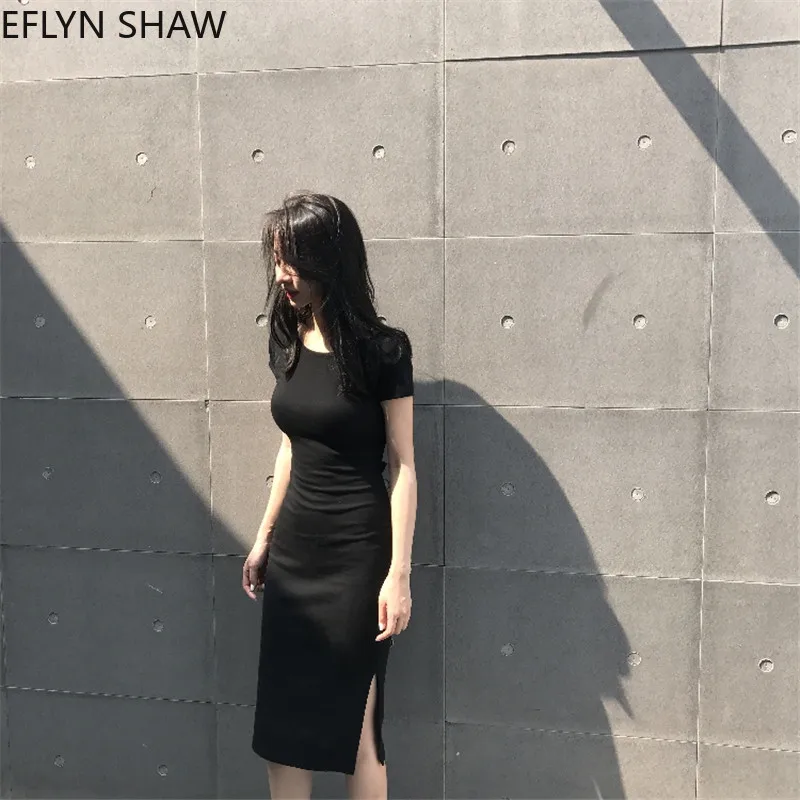 Платье базовое с круглым вырезом пикантное приталенное коротким рукавом