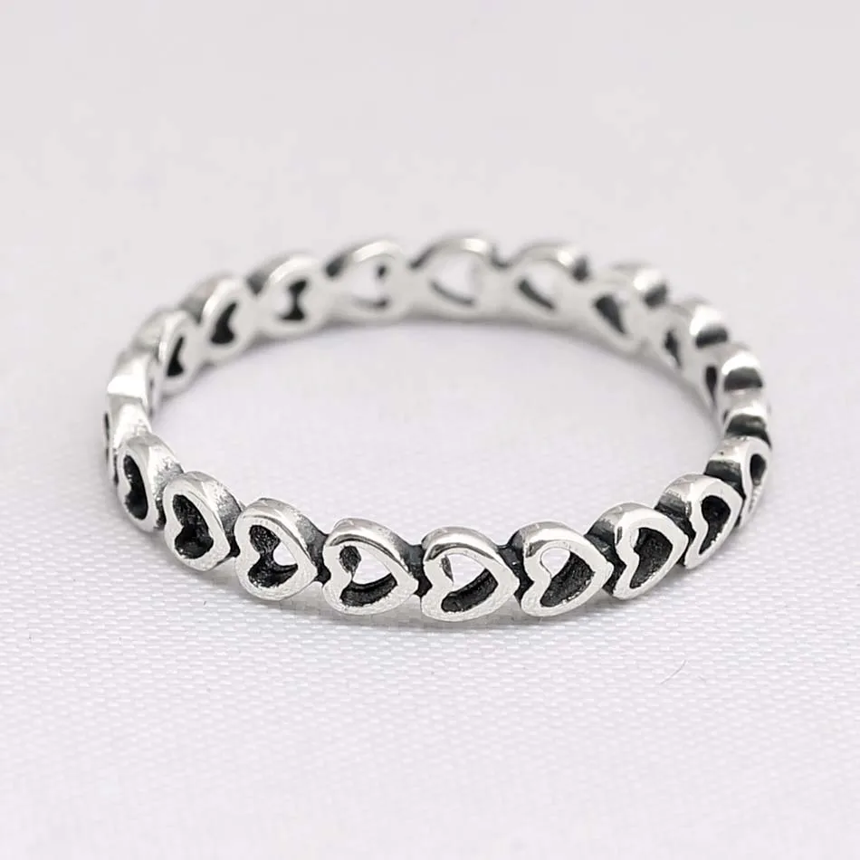 

Женское кольцо с сердцем из серебра 925 пробы, с перфорацией