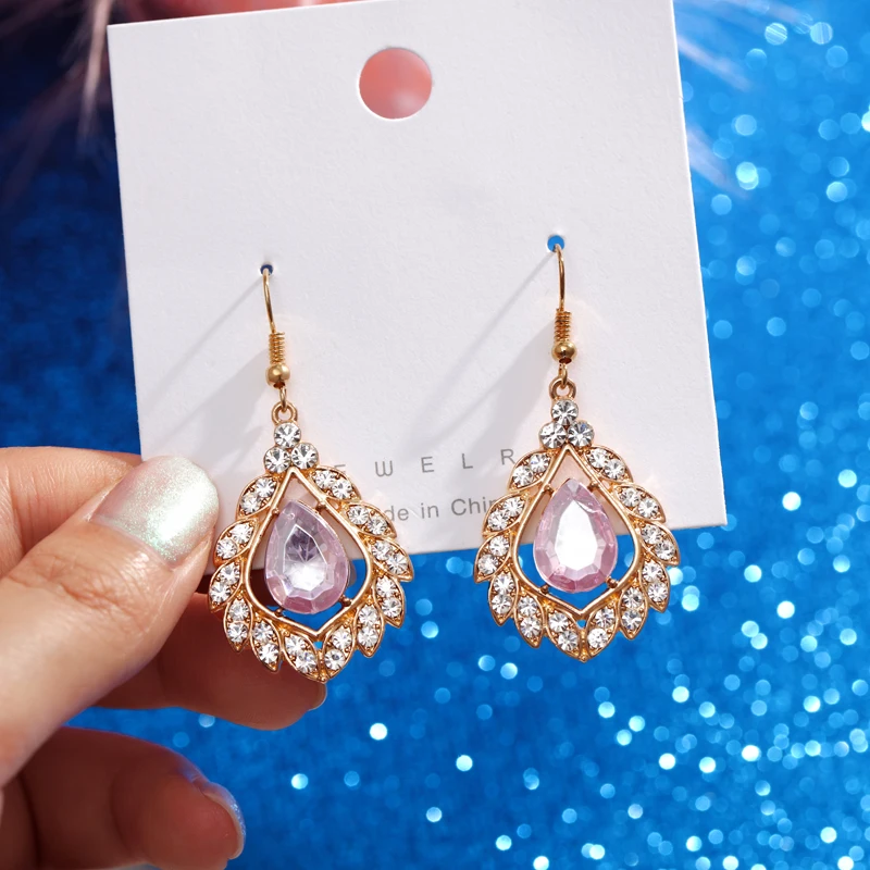 Серьги-люстры с розовыми кристаллами золотой цвет геометрический кулон длинные