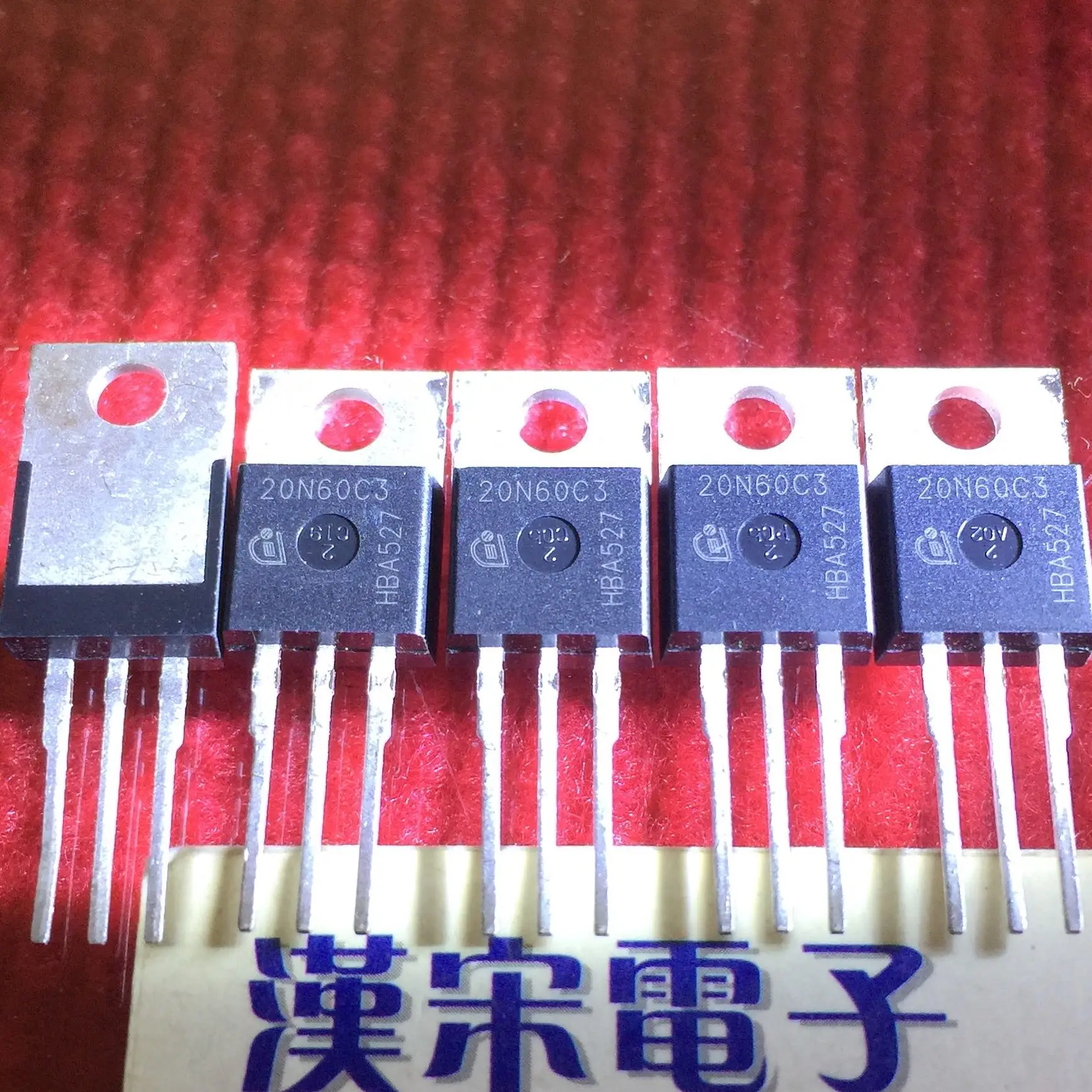 

Free shipping SPP20N60C3 20N60C3 20N60 TO-220 10PCS