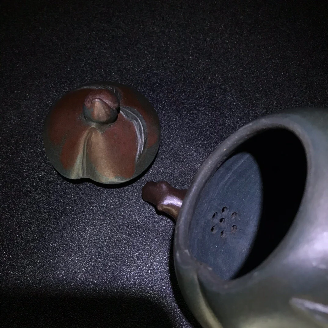 

Collectible Fine Purple Clay Teapot ,Old Handmade Peach Style Yixing Kettle,Home Decoration Tea Pot Gift 380ML