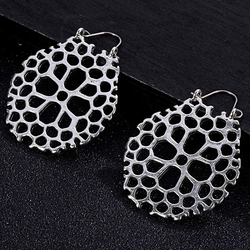 Silver Индийские племенные латунные серьги, висячие серьги-капельки, украшенные цветами вихревые «цыганские» серьги для женщин, богемные Винтажные серьги EAR00C07B - Окраска металла: Silver