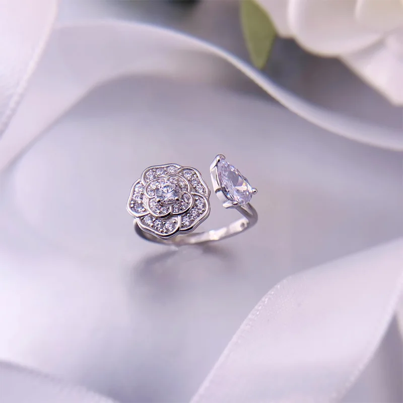 

Big Cubic Zircon Flower Rings For Women New Fashion Size Adjustable Bling Bling 5A Grade Crystal Elements LuxuryStatement Rings