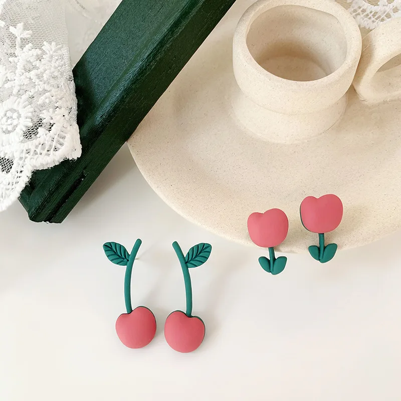 

Shamir Pink Tulips Stud Earrings Han Edition Of The Lacquer That Bake Cherry Fruit Earrings 2020 New Women's Fashion Jewelry